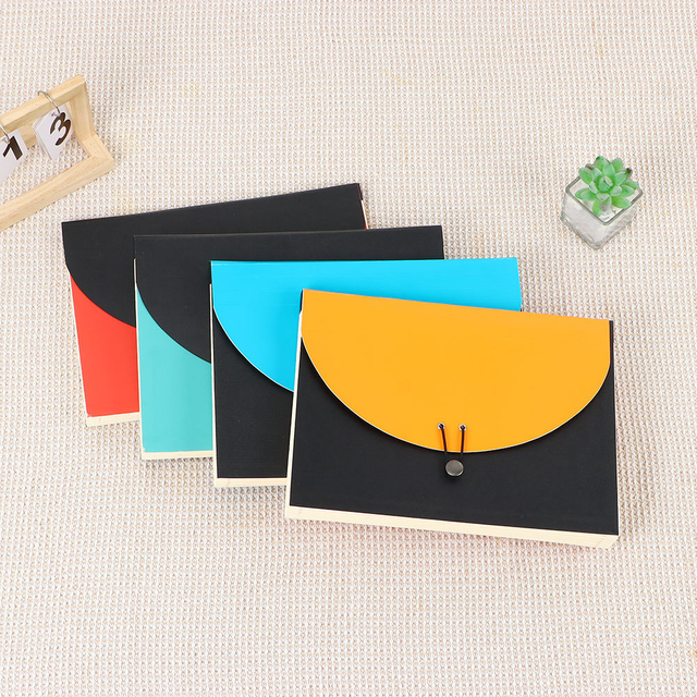 Logo personnalisé 7 poches A4 Taille Expansion du dossier de document de bureau d'accordéon Sac en papier d'emballage personnalisé pour usage scolaire