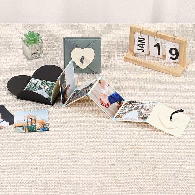 Logo personnalisé Vente chaude Polaroid Slip-in Papier Pliage Photo Album tiré à la main pour la remise des diplômes Baby Family and Events