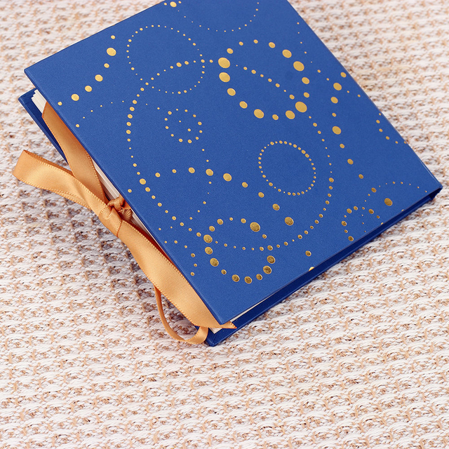 Vente chaude en gros de Kraft Paper Ribbon Knot Gold Stamping Pliage Accordion Photo Album Graduation Berbite Baby Family Postcard
